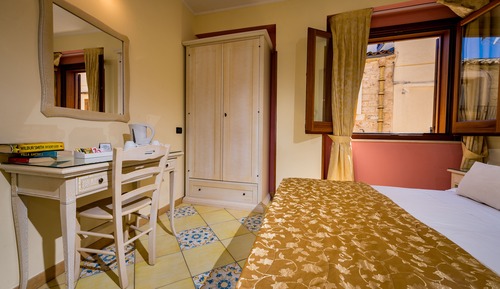 Habitación clásica