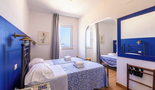 Habitación familiar, vistas al mar