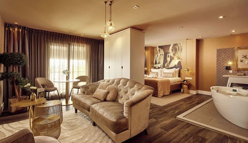 Suite (Monte Carlo)