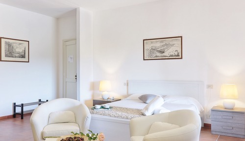 Habitación superior, vistas al jardín