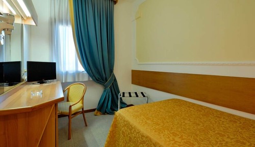 Habitación individual clásica