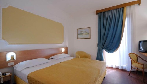 Habitación cuádruple clásica