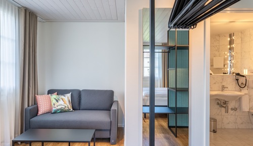 Habitación doble (inkl. Ticket für den ÖPNV)