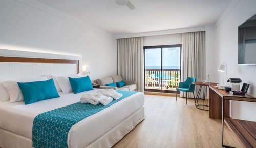 Suite familiar (3 Adults + 3 Children)