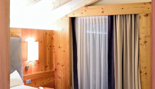 Habitación superior con 2 camas individuales