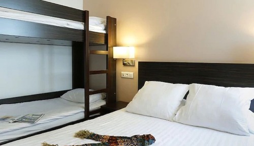 Habitación triple clásica