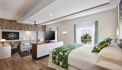 Suite (U)