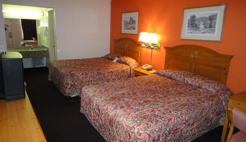 Habitación estándar, 2 camas dobles, fumadores