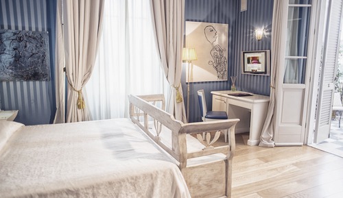 Habitación Premium con 1 cama doble o 2 individuales, terraza
