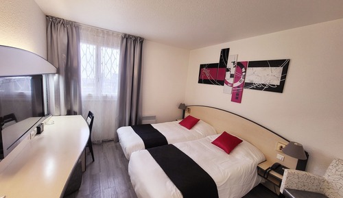 Habitación con 2 camas individuales