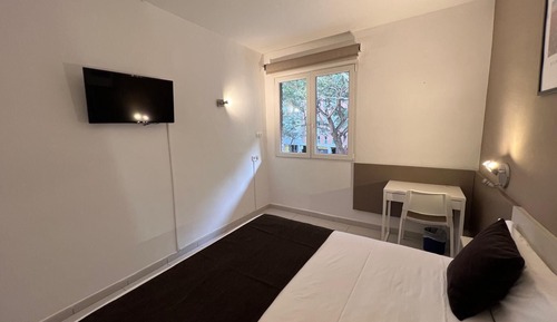 Habitación doble (with an Extra Bed)