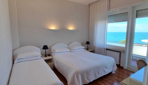 Habitación triple panorámica (3 People)