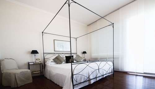 Habitación doble de uso individual, 1 cama doble, vistas parciales al mar, mirando al mar