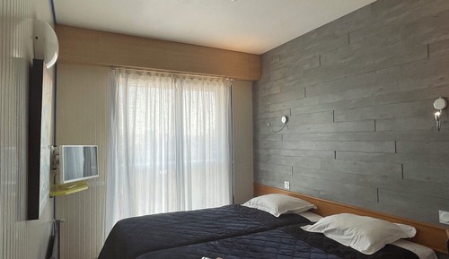 Habitación clásica con 2 camas individuales