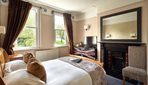 Standard King Room