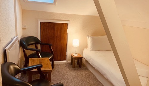 Suite familiar, baño privado