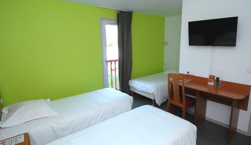 Habitación cuádruple estándar