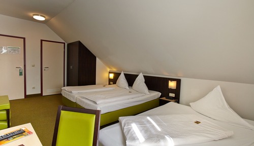 Habitación cuádruple estándar