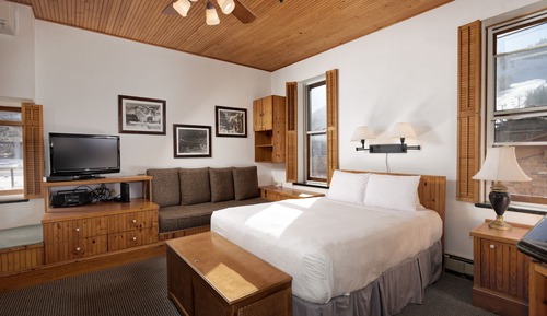 Habitación estándar, vistas a la montaña (311)