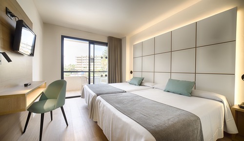 Habitación Doble (1 adulto y 2 niños)