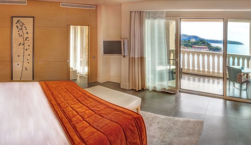 Habitación superior, vistas al mar (Prestige)