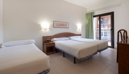 Habitación Triple (2 adultos + 1 niño)