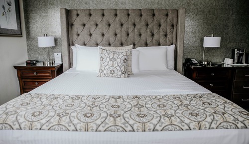 Standard King Room