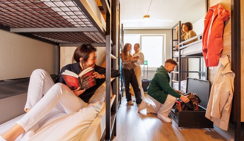 Cama en dormitorio compartido para máximo 8 personas