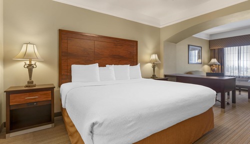 Suite, 1 cama de matrimonio grande con sofá cama, no fumadores (with Sofabed)