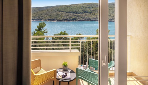 Superior Triple Room, Balcony (Seaside)