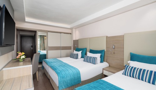 Habitación triple Premium, vistas al mar