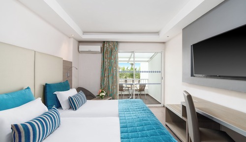 Habitación estándar con 2 camas individuales, vistas al jardín