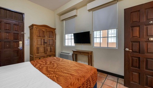 Habitación estándar, 1 cama de matrimonio, accesible para personas con discapacidad, no fumadores