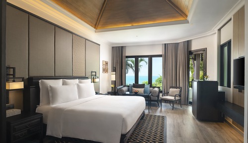 Suite junior, 1 cama de matrimonio grande, Acceso al salón del club, frente al mar