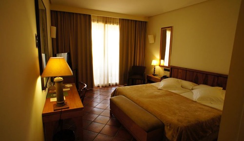 Habitación romántica con 1 cama doble o 2 individuales, terraza, vistas a la ciudad