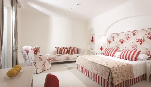Habitación Deluxe con 1 cama doble o 2 individuales, balcón, vistas al mar