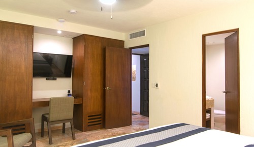 Master Suite, Ocean Front