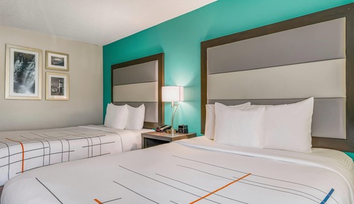 Suite estudio, 2 camas de matrimonio, no fumadores