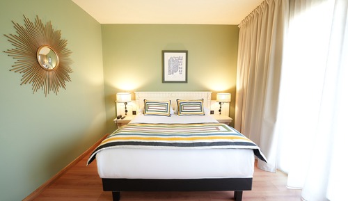 Habitación Confort con 1 cama doble o 2 individuales