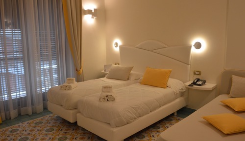 Habitación triple clásica