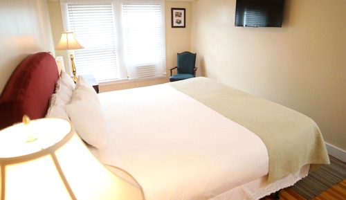 Suite estándar, 1 cama de matrimonio grande con sofá cama, cocina básica (Jefferson Plus)