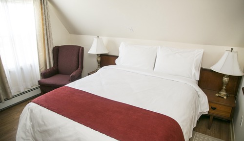 Habitación básica, 1 cama de matrimonio (Stairs Only)