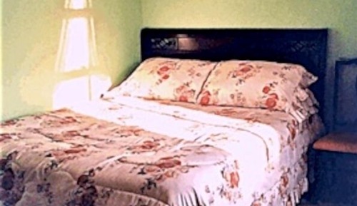 Le Petite Chambre