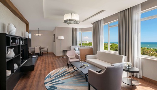 Suite (Excellent)