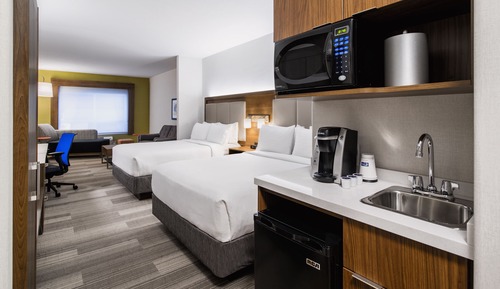 Suite, varias camas (Add Living Area)