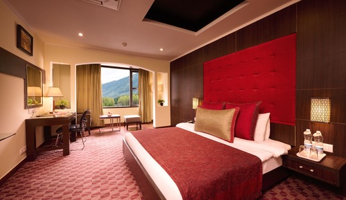 Habitación Deluxe, 1 cama de matrimonio grande, vistas a la montaña