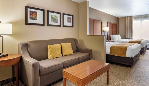 Suite, varias camas, no fumadores (Efficiency, Pet Friendly)