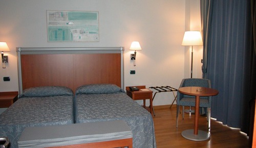 Habitación con 2 camas individuales