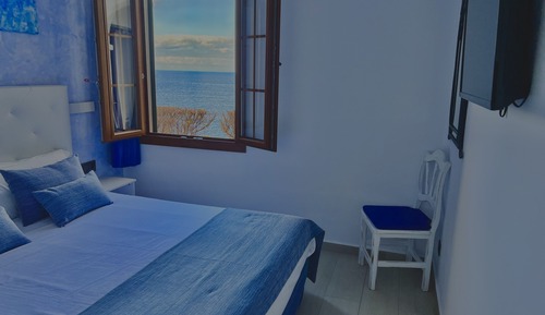 Apartamento familiar, 2 habitaciones, terraza, vistas al mar