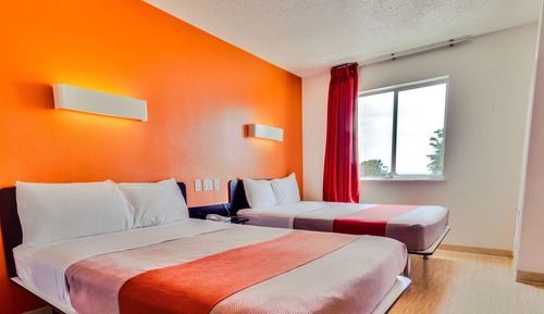 Habitación estándar, 2 camas dobles, no fumadores